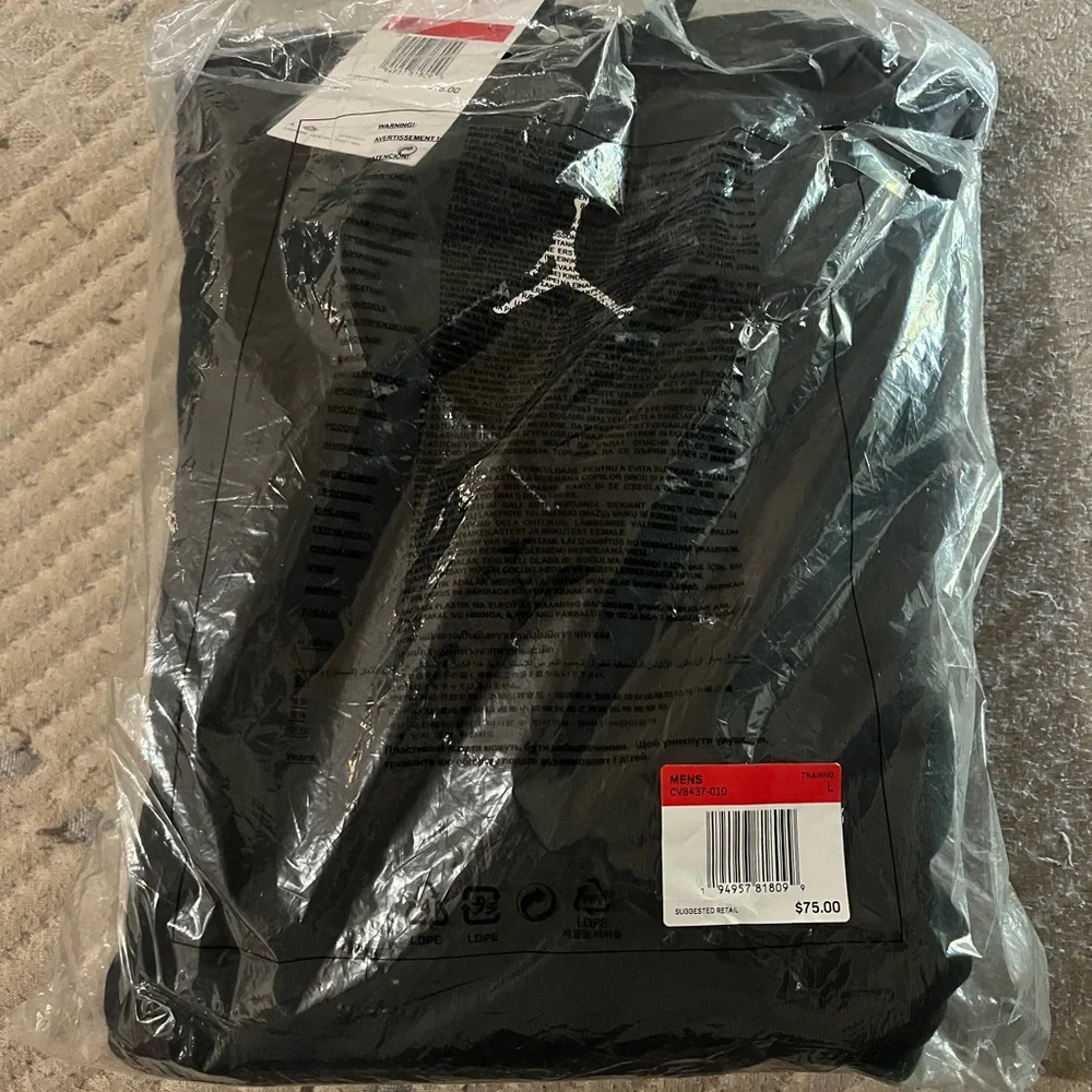 Black Jordan sweat top hoodie. - Picture 1 of 2